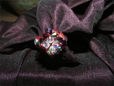 Myrtille, Cristal de Swarovski et verre de Bohme